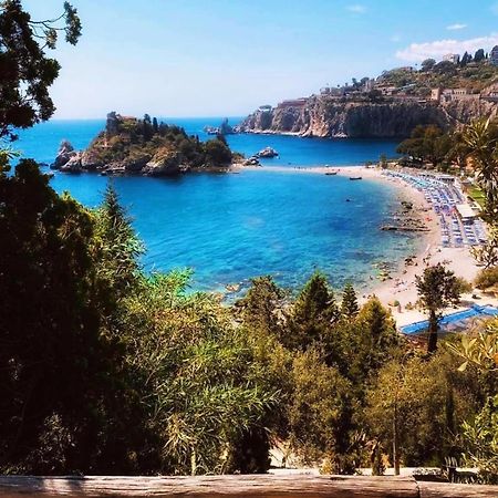 Mare Roccia Beachfront Apartment Taormina Buitenkant foto